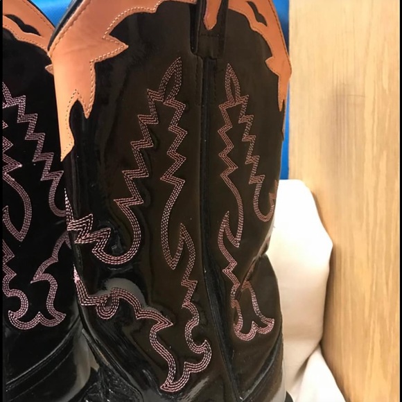 Women’s Size 6.5
Old West Boots
Broad Square Toe - Picture 6 of 8